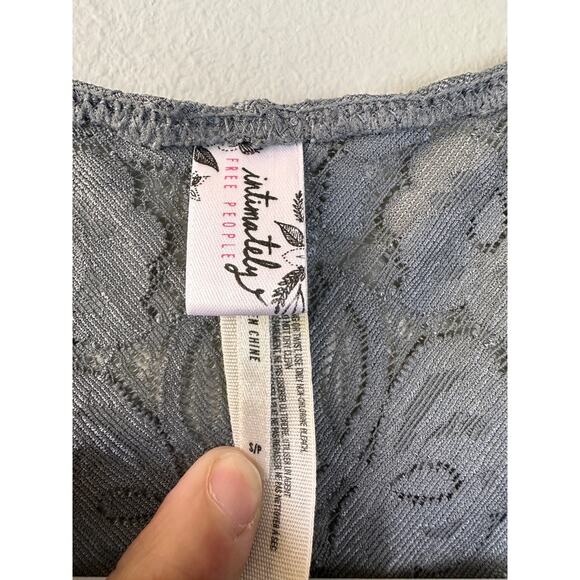intimately Free People Women's Sz S Grey Lace Adella Longline Bralette Racerback - Picture 9 of 11